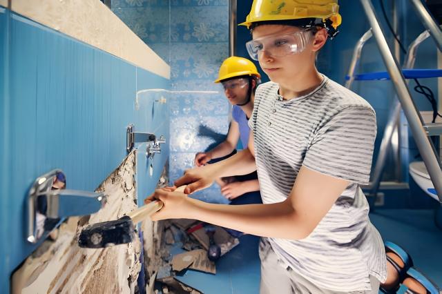 How Leaky Pipes Lead To Mold Problems